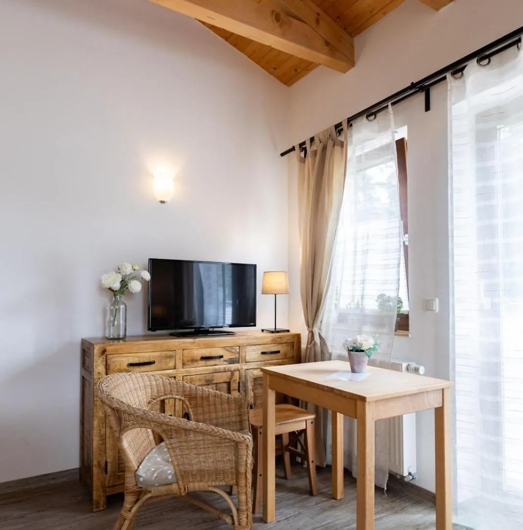 Landgut Seebuehne - Aparthotel Steigerwald Vestenbergsgreuth Almanya